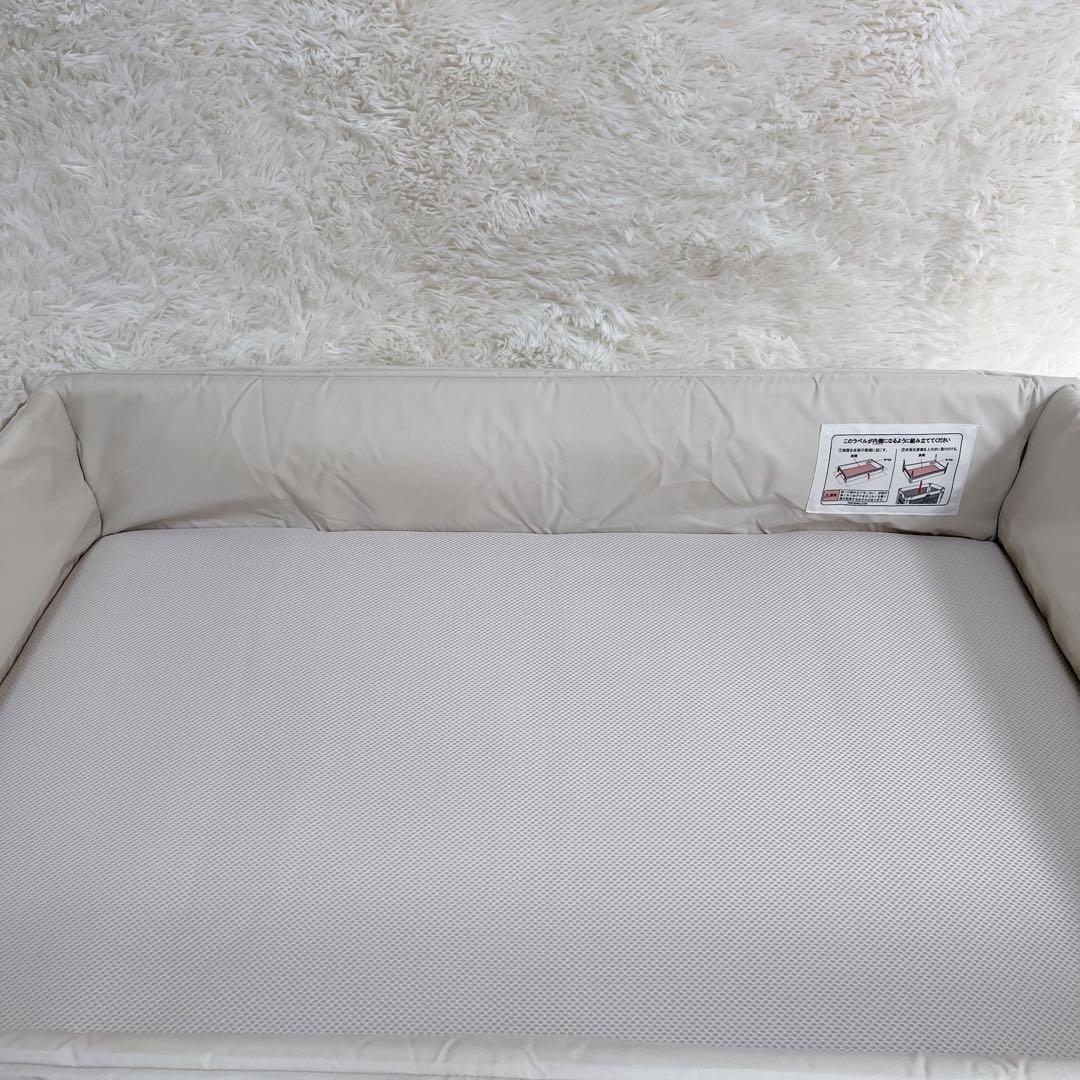 アップリカ　ココネルエアーAB ホワイトグレー