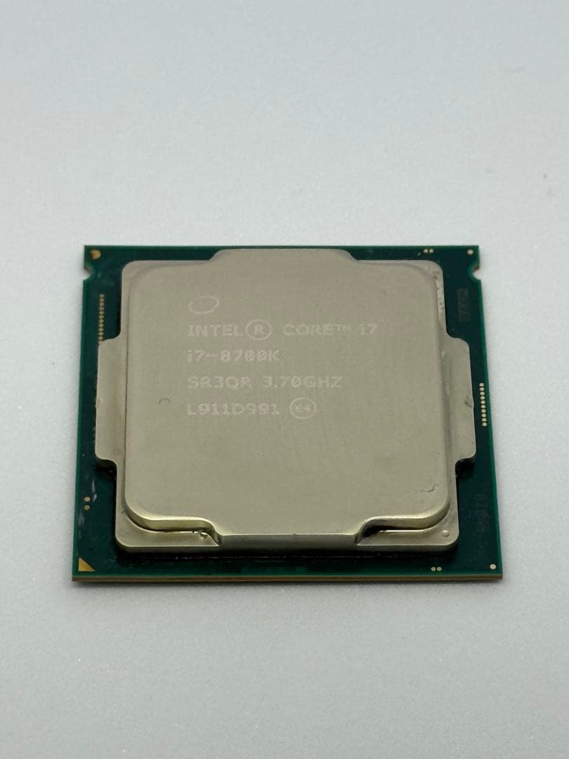 Intel Core i7 8700K 第8世代 CPU 高性能なKモデル