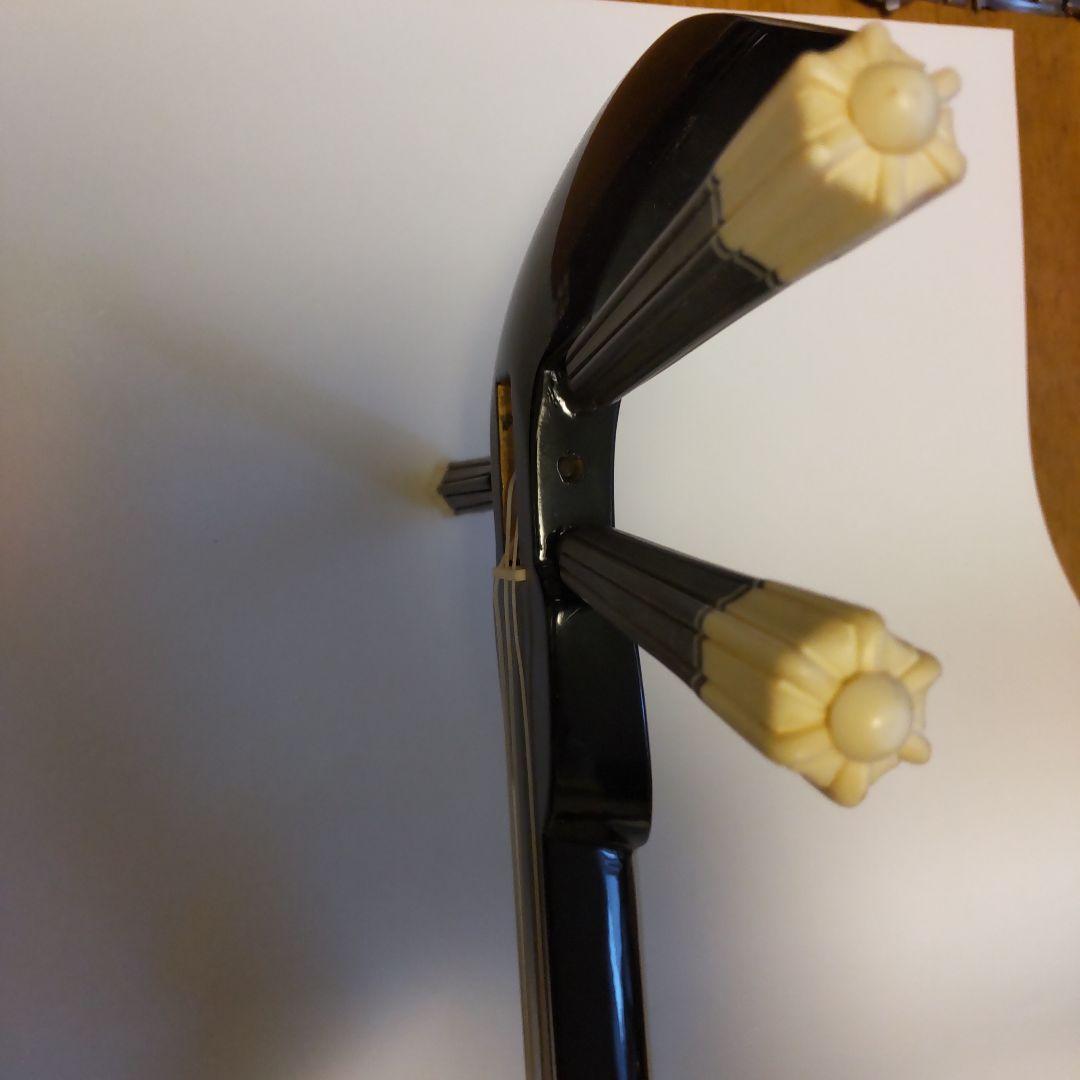 平井！沖縄の伝統的な弦楽器、ヘビ柄 三線 本体＋おまけ(三味線 本体)