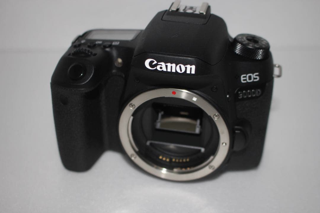 保証付き/Canon EOS 9000D標準レンズセット