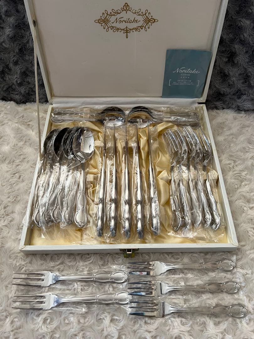 ノリタケ　カトラリーセット　パレス　ディナーセット〈25本セット〉