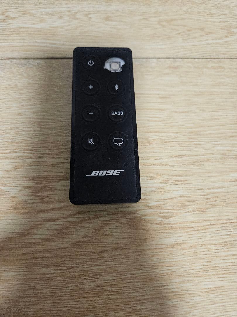ボーズ BOSE SOLO TV SPEAKER スピーカー　リモコン1部破損