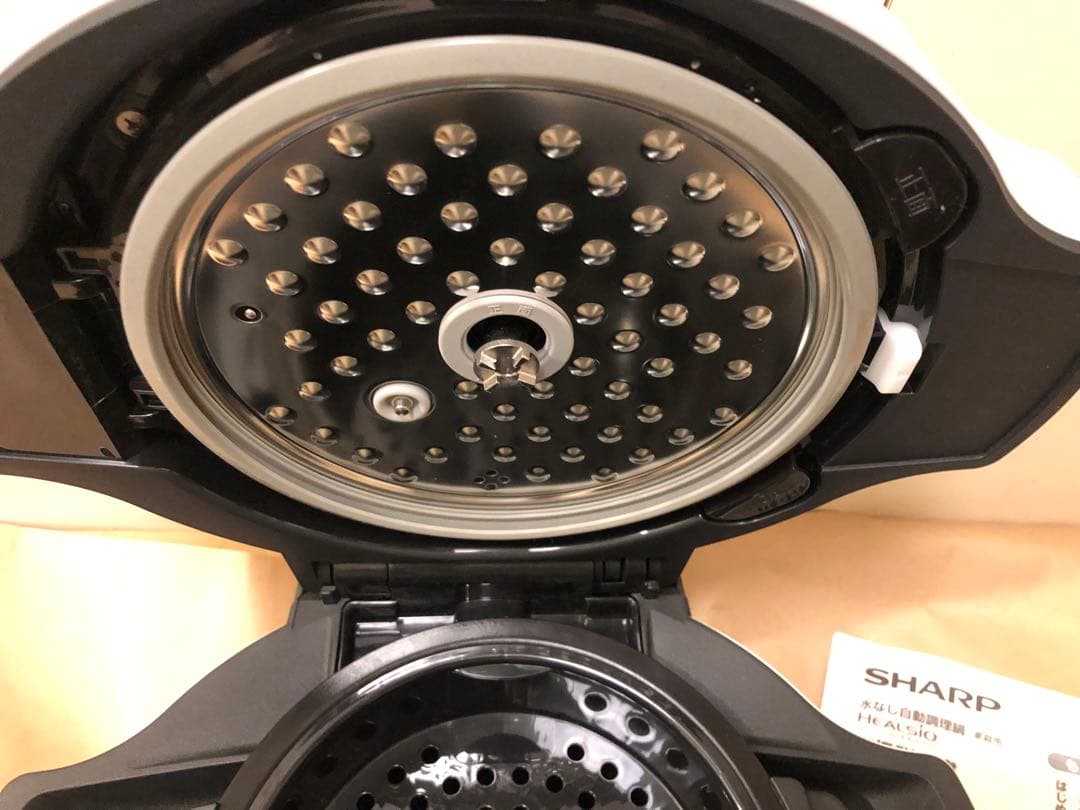 未使用展示品　シャープ ヘルシオ ホットクック KN-HW16F