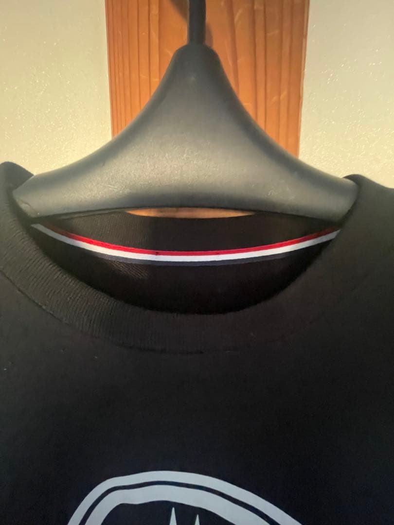 MONCLER ブラック ロゴ 長袖トレーナー