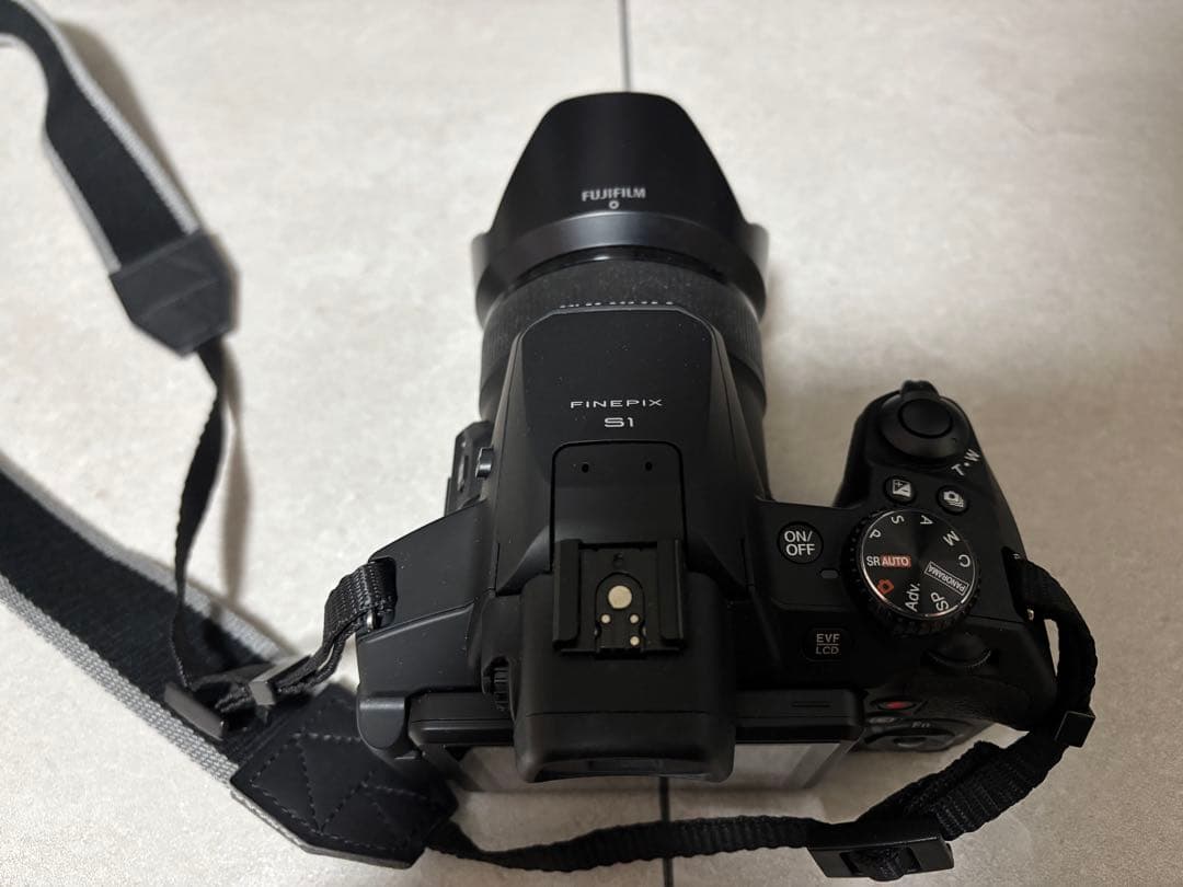 デジタルカメラ FUJIFILM FINEPIX S1