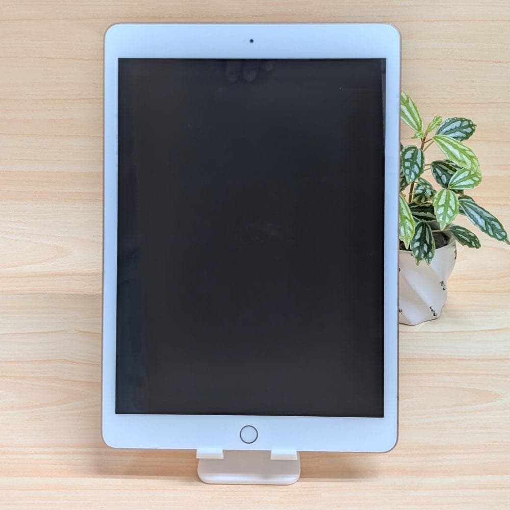 中古 iPad 第8世代 32GB Wi-Fi リカバリー済動作確認済 送料無料