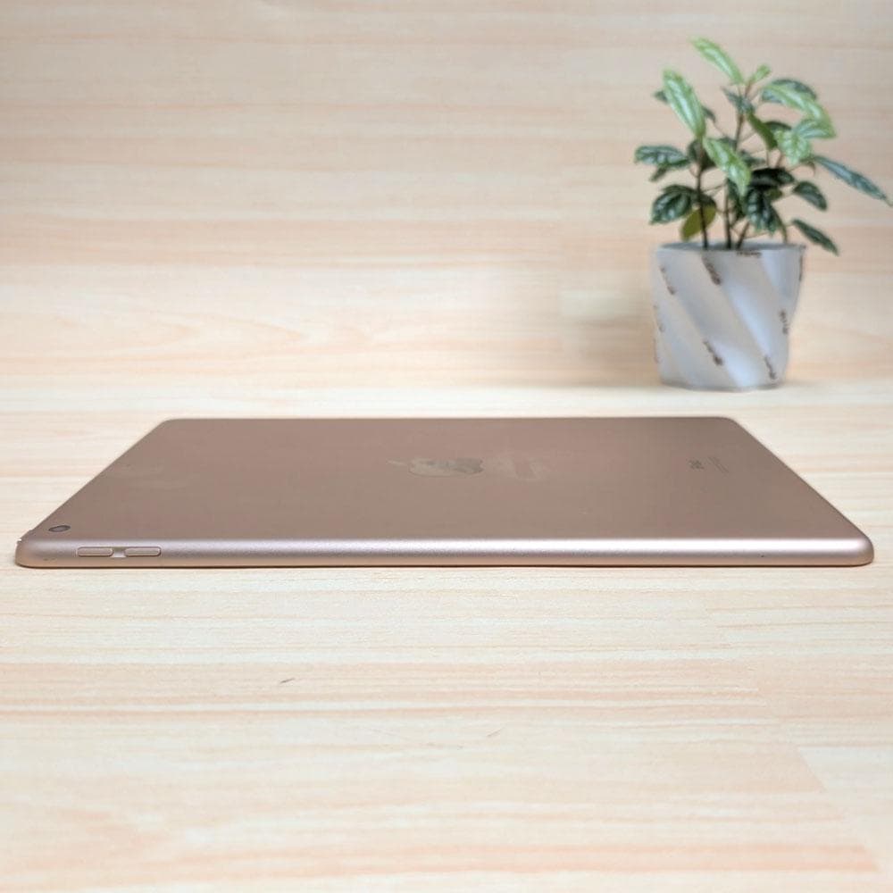 中古 iPad 第8世代 32GB Wi-Fi リカバリー済動作確認済 送料無料