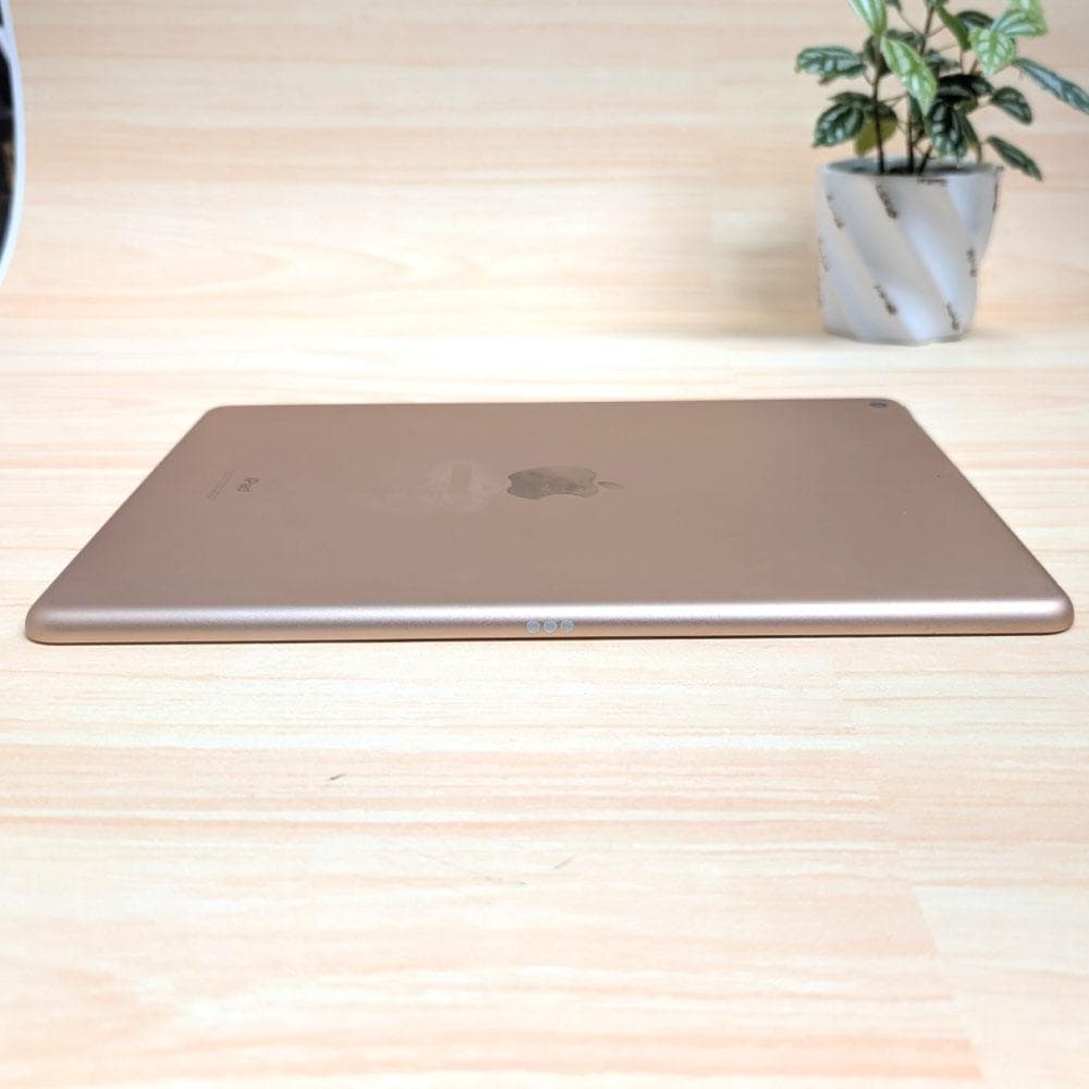 中古 iPad 第8世代 32GB Wi-Fi リカバリー済動作確認済 送料無料