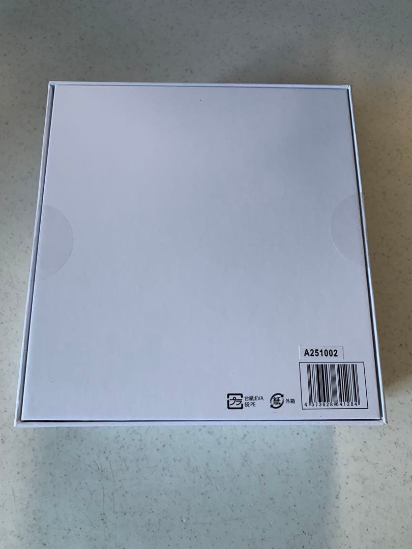 新品未開封　ルネサンス　スタイリーフェイス　StylyFale　EMS 美顔器