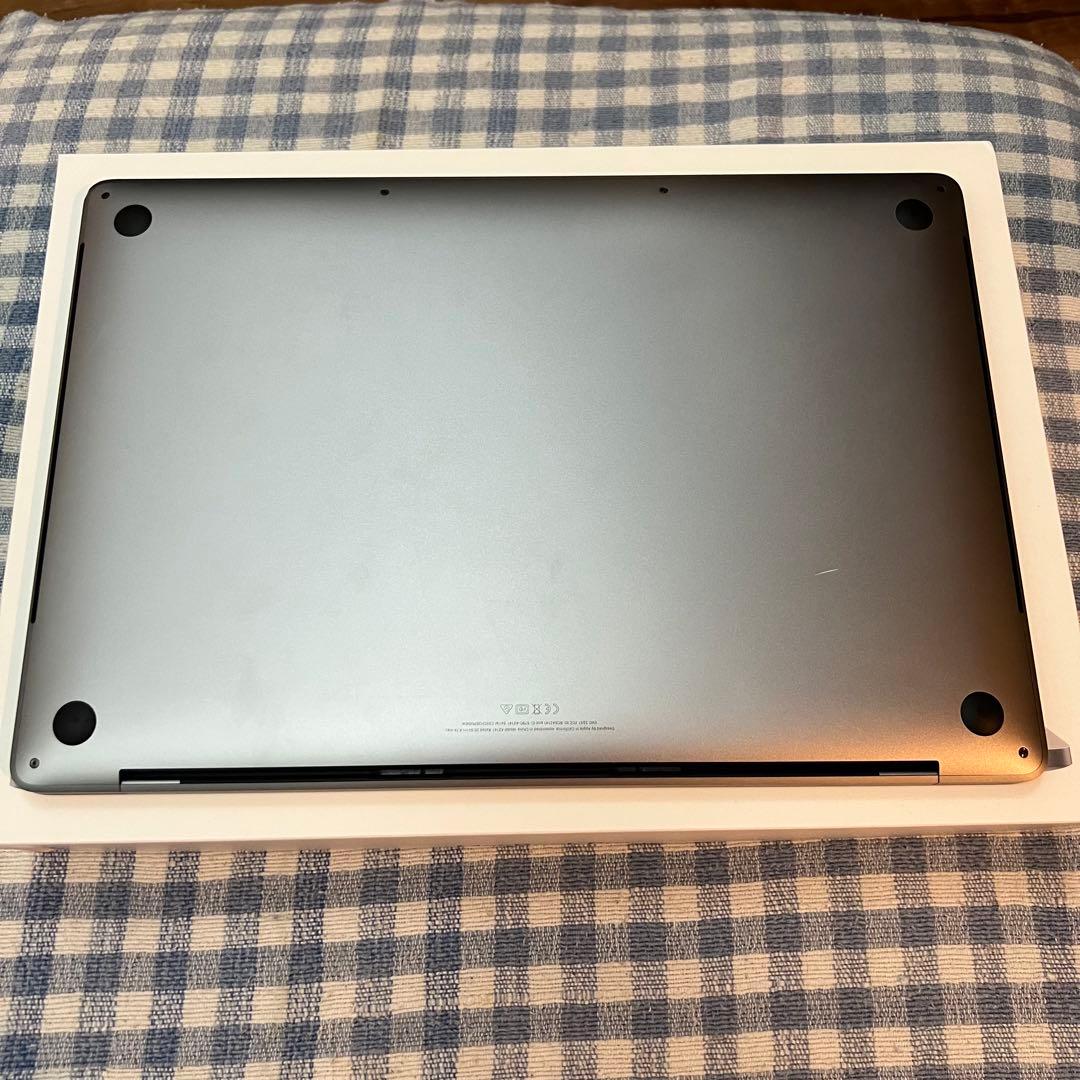 2019年 MacBook Pro 16インチ