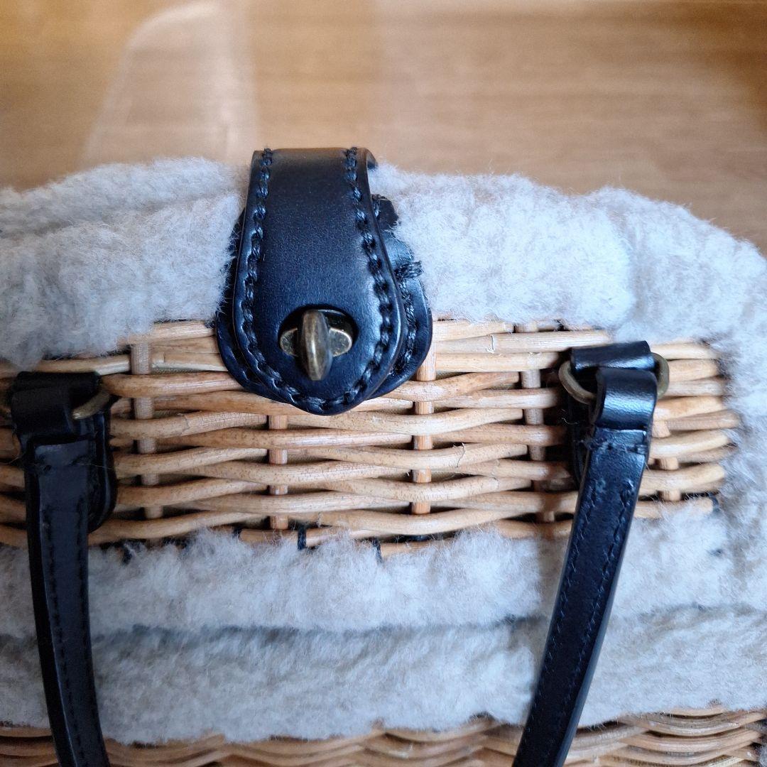 エバゴス　ボアトリミングハンドバッグ