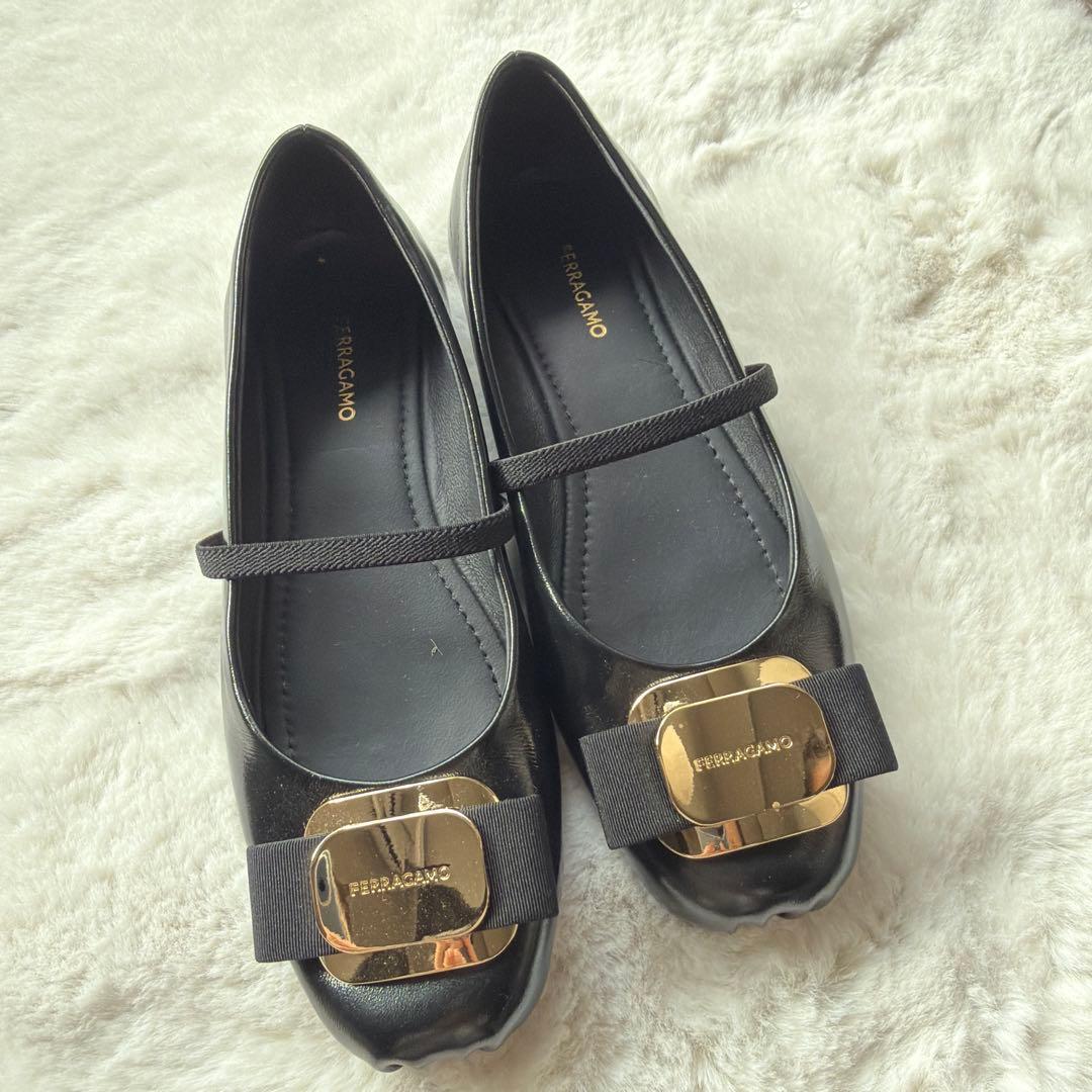 新作デザインフェラガモ　ferragamo バレエシューズフラットシューズ　34