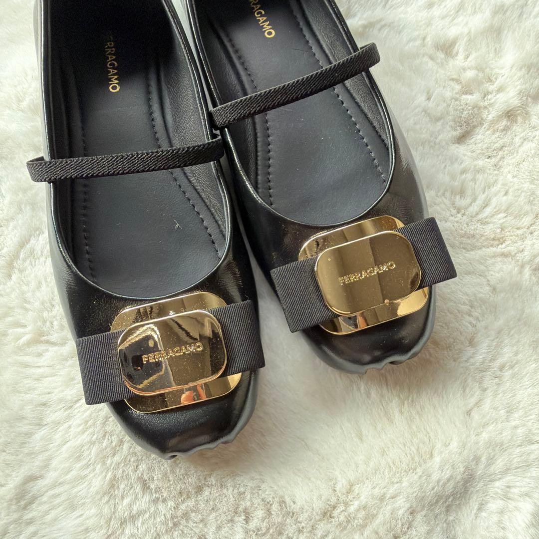 新作デザインフェラガモ　ferragamo バレエシューズフラットシューズ　34