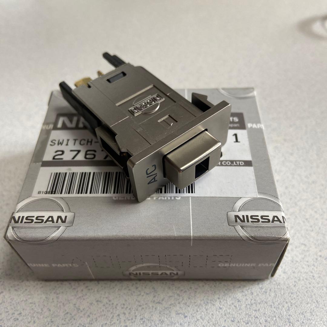 新品❗️DR30スカイライン用エアコンスイッチ日産純正部品