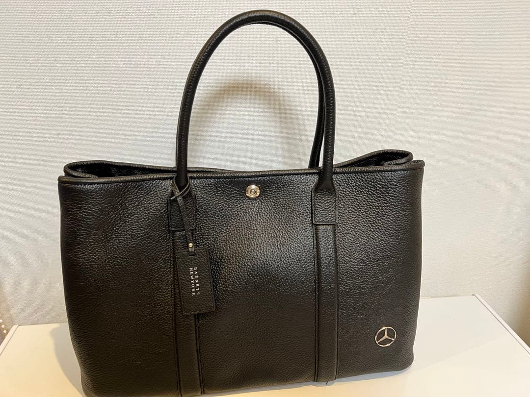 Mercedes-Benz &バーニーズニューヨーク ブラックレザーバッグ非売品