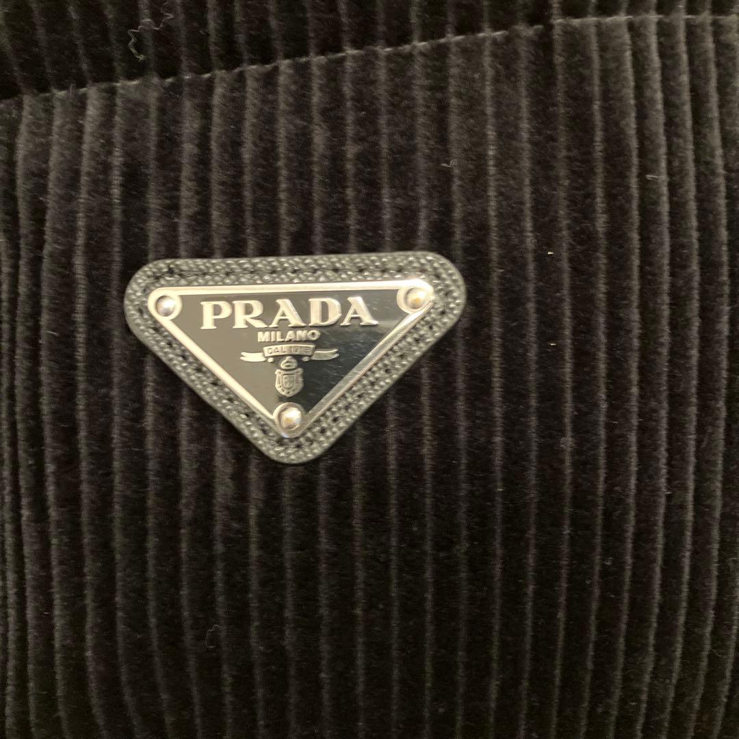 新品❣️24年新作プラダダウンベスト❣️XL黒 コーデュロイ可愛い❣️メンズ