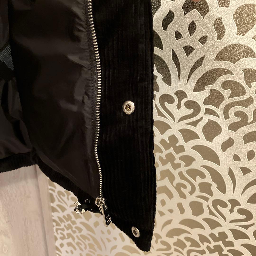 新品❣️24年新作プラダダウンベスト❣️XL黒 コーデュロイ可愛い❣️メンズ