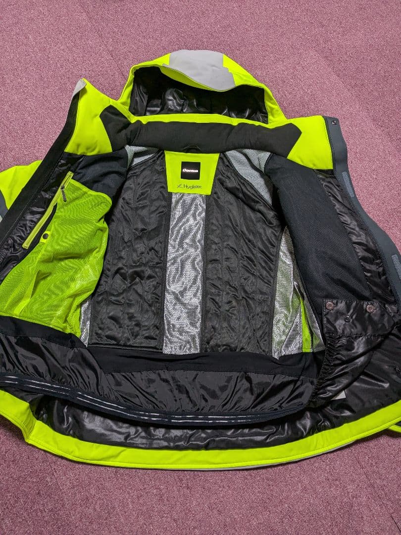 ゴ*太様 25-26モデル　オンヨネ デモ選手　ウェア　Mサイズ