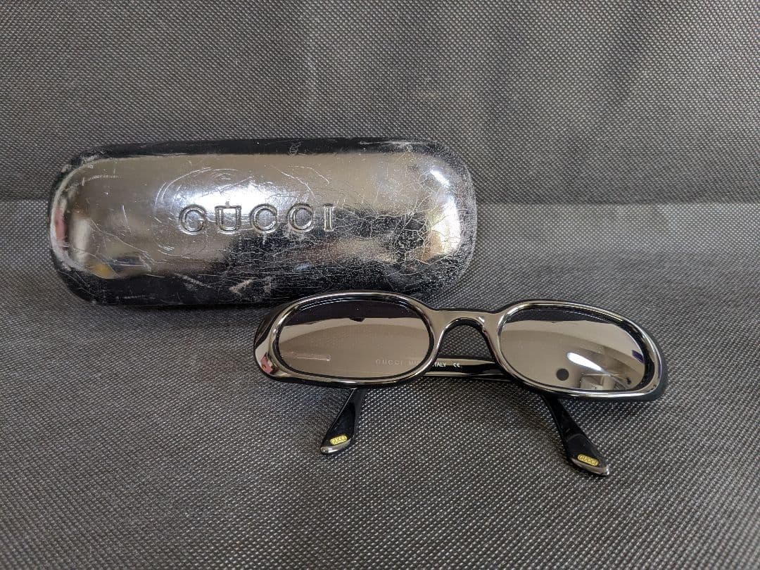 マ*ズ様 GUCCI サングラス 黒 メガネ ケース付 ヴィンテージ