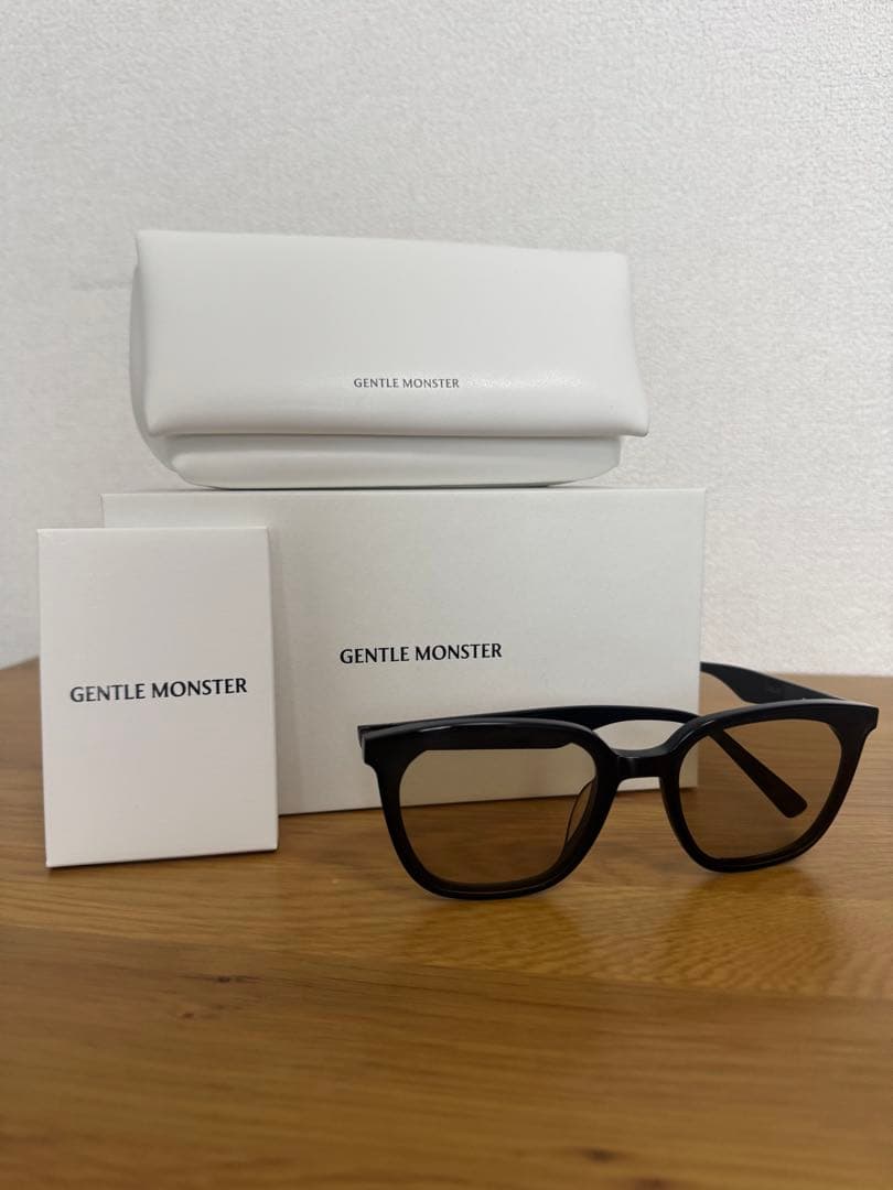 小物 GENTLE MONSTER LILIT 01 BR
