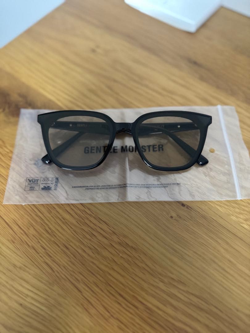 小物 GENTLE MONSTER LILIT 01 BR