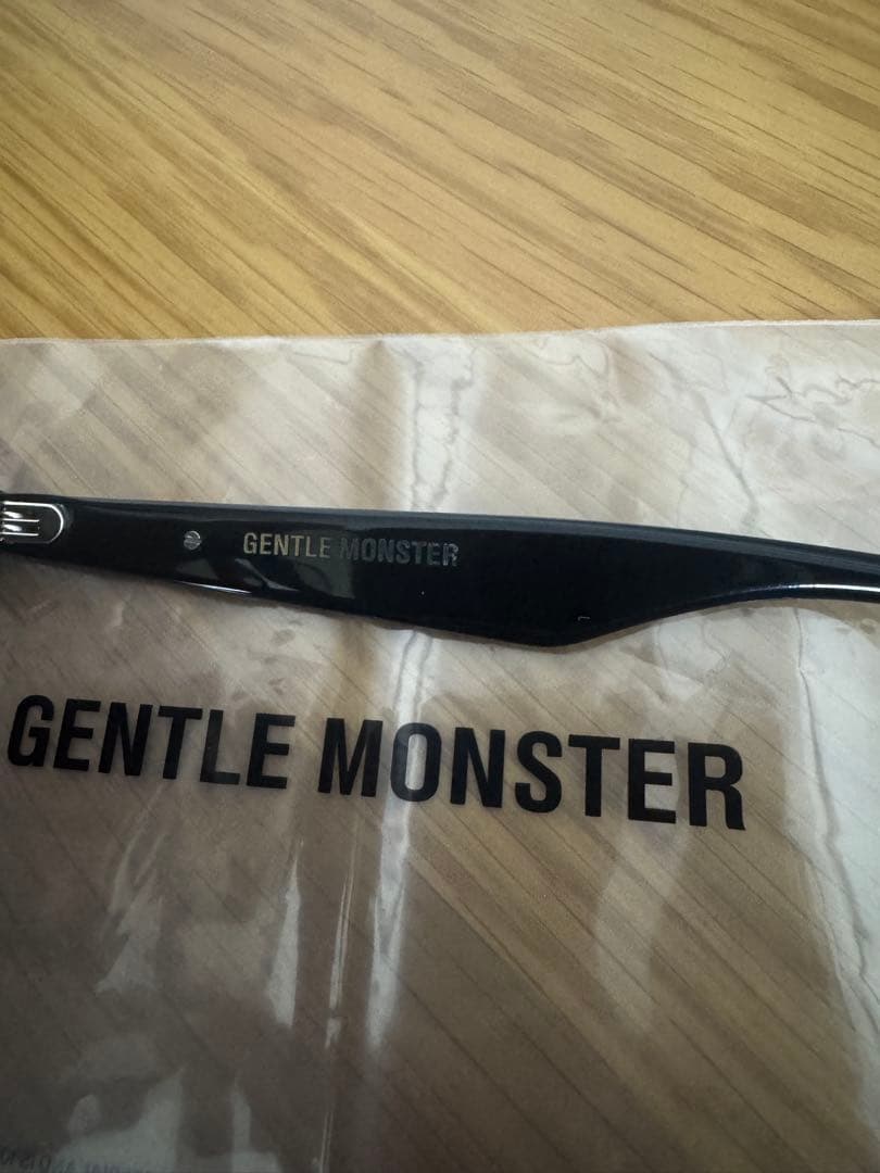 小物 GENTLE MONSTER LILIT 01 BR