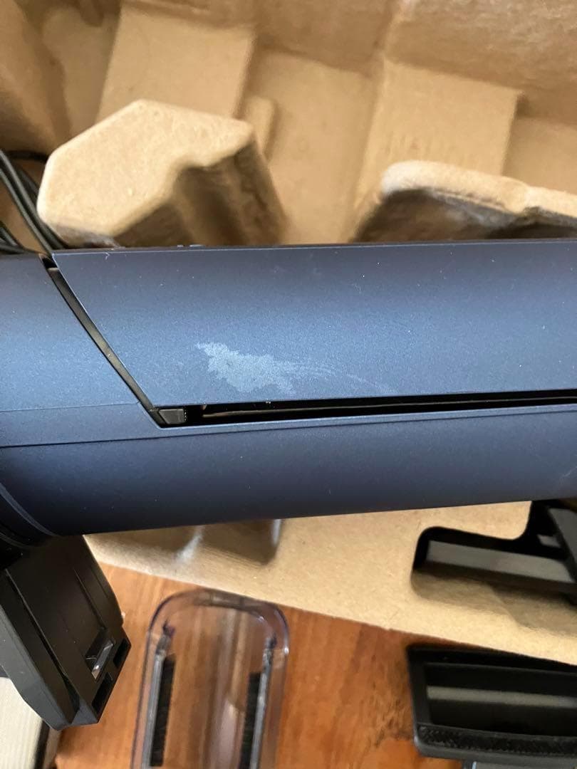 Shark シャーク EVOPOWER EX 充電式ハンディクリーナーWV405