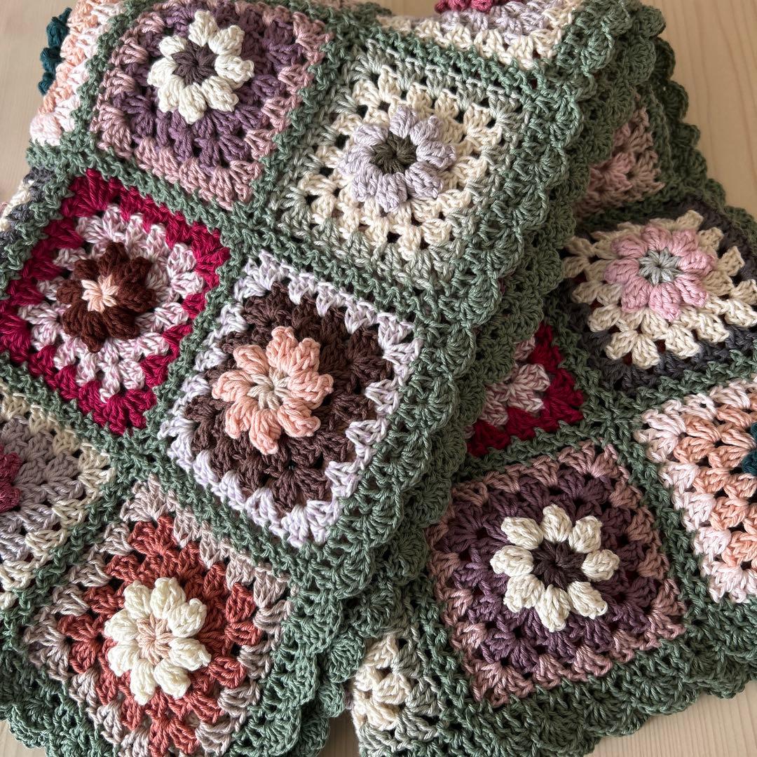 ご確認用。ぷっくり。お花のモチーフ編み マルチカバー ブランケット 手編み