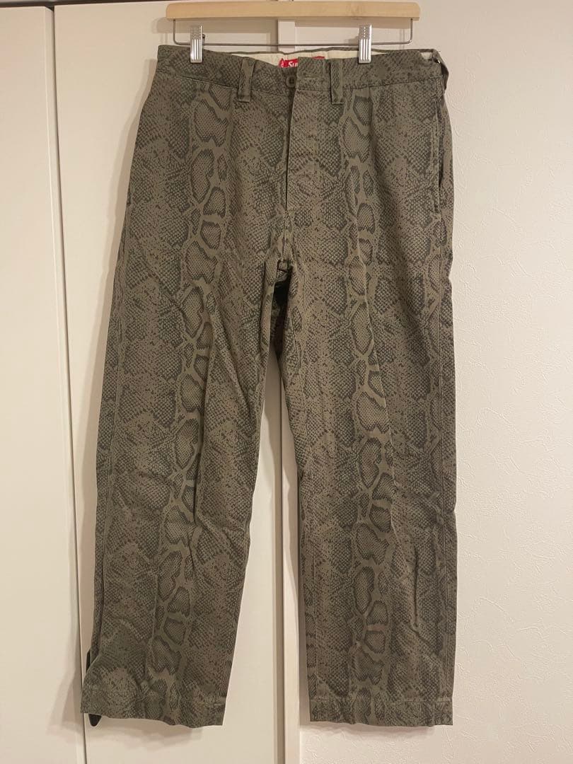 ぶ*ょ様 Supreme Snake Print Chino Pant \