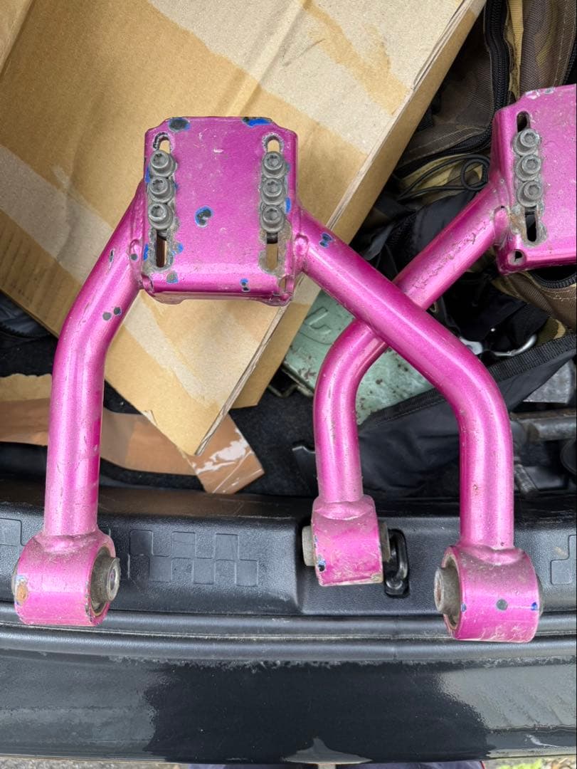 18.20.21クラウン用フロントアッパーアーム　”メーガン”