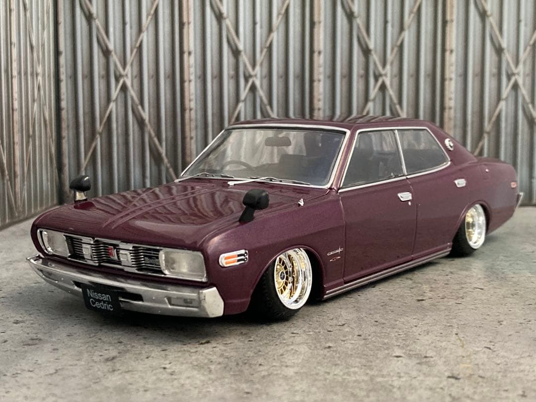 1/24 ニッサン セドリック4ドアHT（カスタム品）