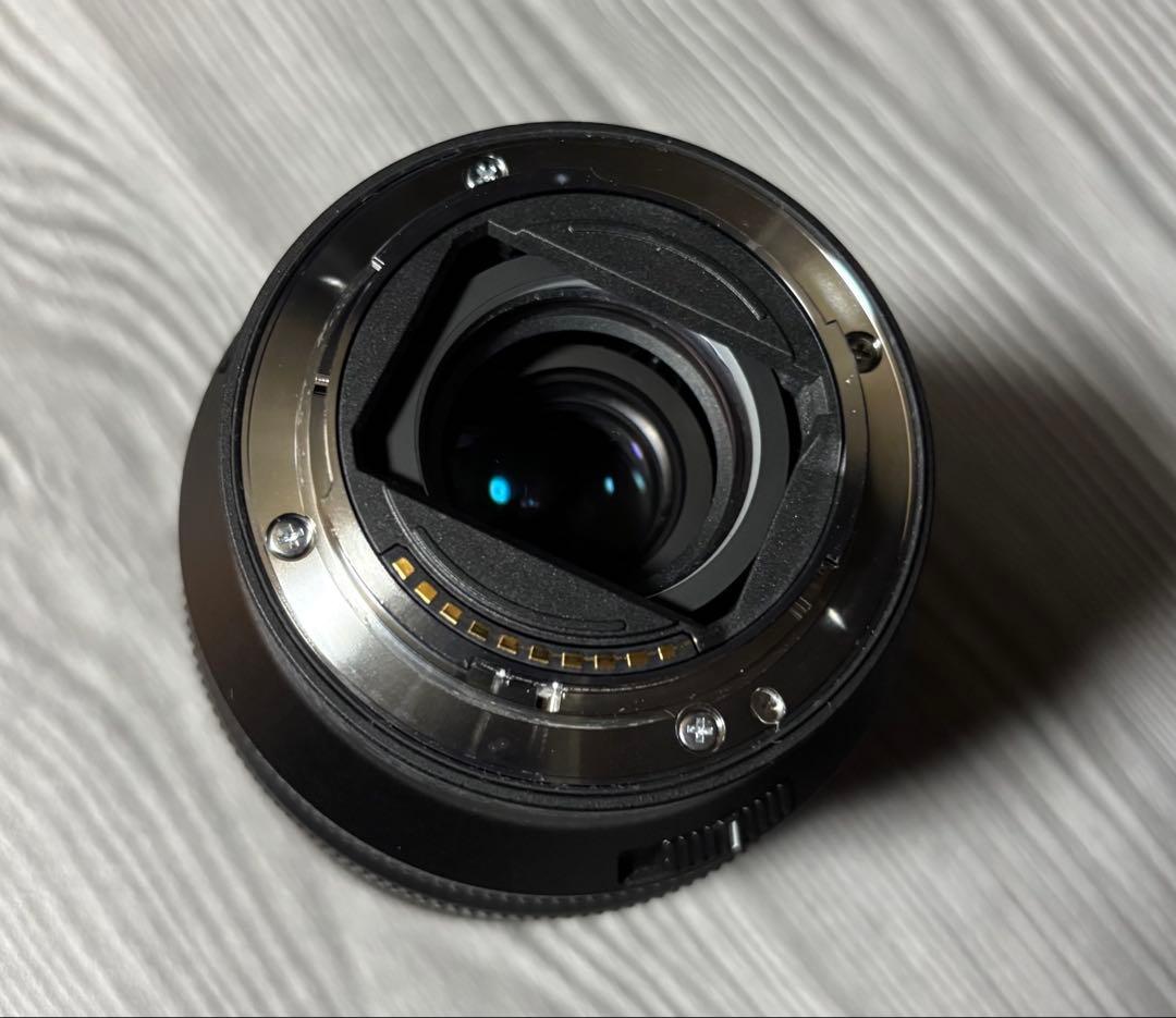 SONY FE 20-70mm F4 Gズームレンズ