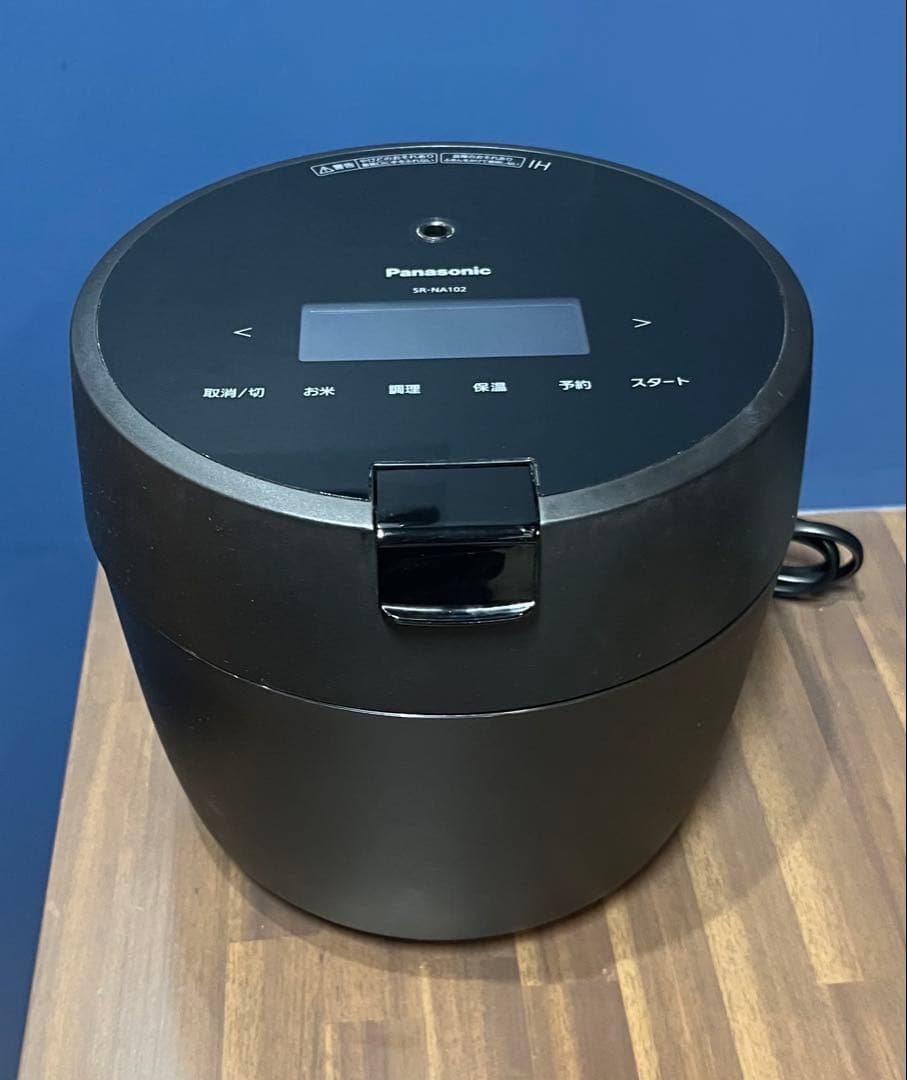 【送料込】23年製 圧力IHジャー Panasonic SR-NA102 炊飯器