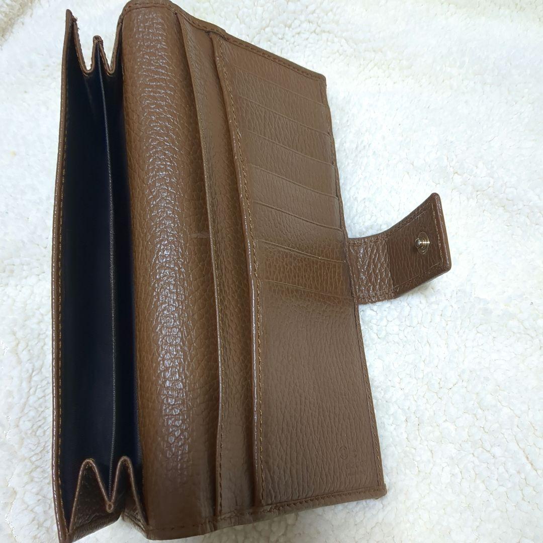 GUCCIの長財布
