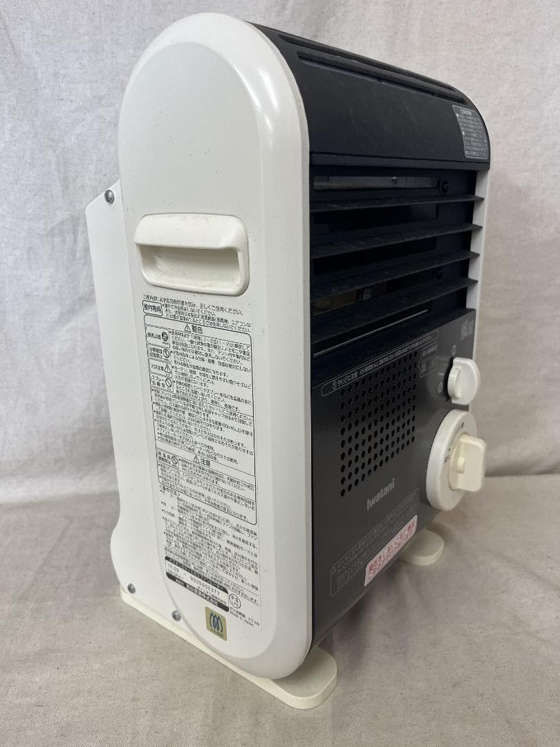 中古【イワタニ】 発電するカセットガスのファンヒーター 風暖 秋冬のキャンプに！