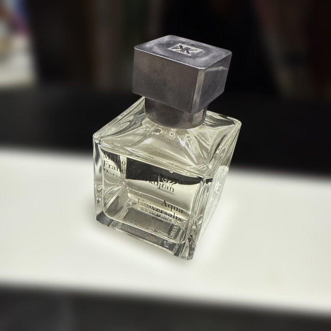 アクア ユニヴェルサリス オードトワレ 70mL