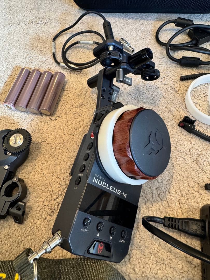 Tilta nucleus M モニターマウントリグ付バッテリー4本