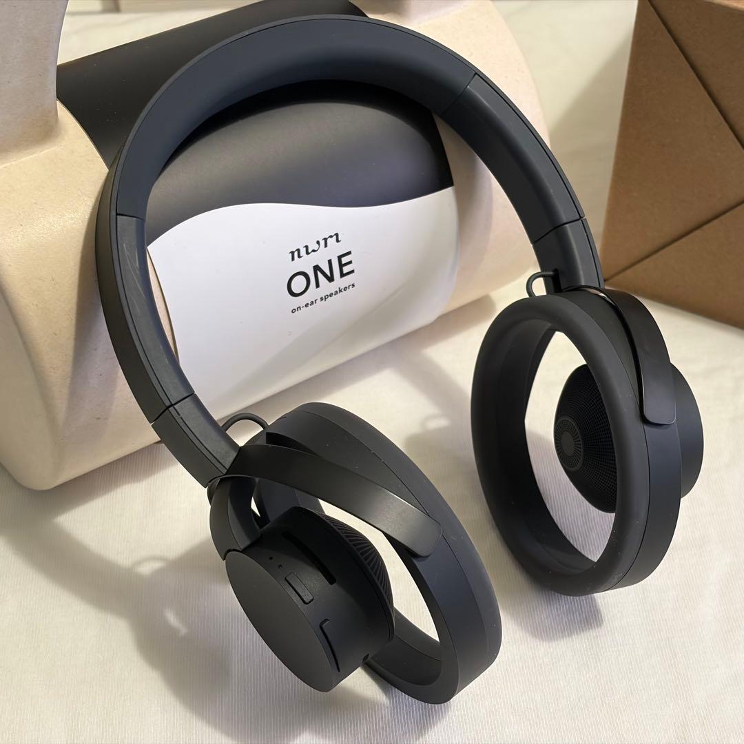 nwm ONE ワイヤレスヘッドホン　ダークグレイ