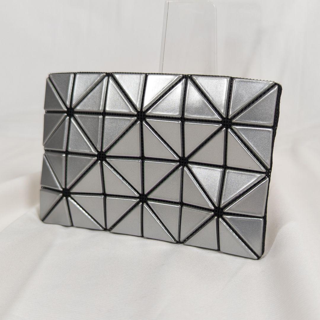【極美品】 BAOBAO イッセイ・ミヤケ PRISM ケース SILV
