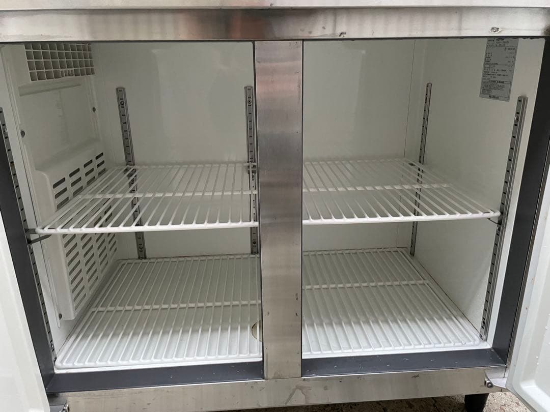 たこすけ　割と綺麗　福島工業　台下冷蔵庫　YRC-120RE2