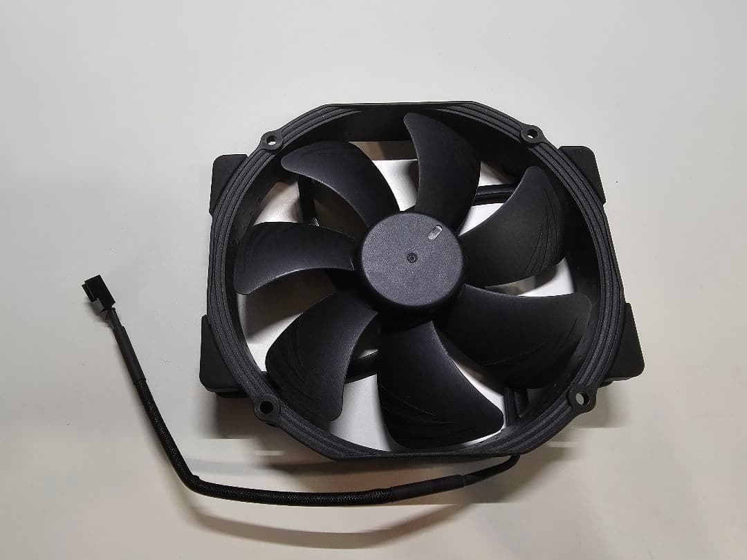 Noctua NH-D15 chromax.black CPUクーラー