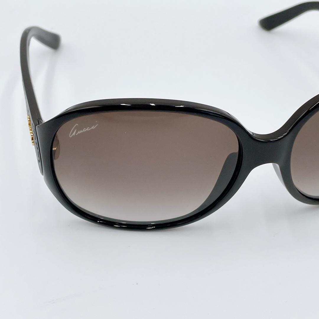 GUCCI サングラス マイクロGG 筆記体ロゴ ブラック ゴールド m536