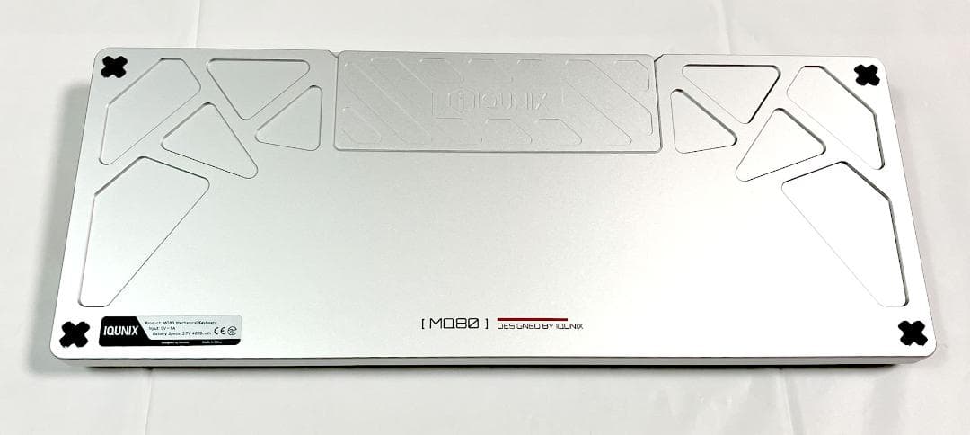 IQUNIX MQ80 ロープロファイル75%メカニカルキーボード シルバー