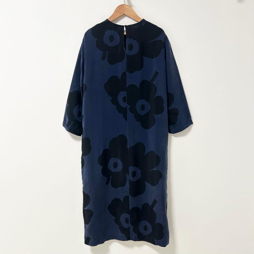 マリメッコ　花柄ワンピース　ウニッコ　ネイビー　　レーヨン　36