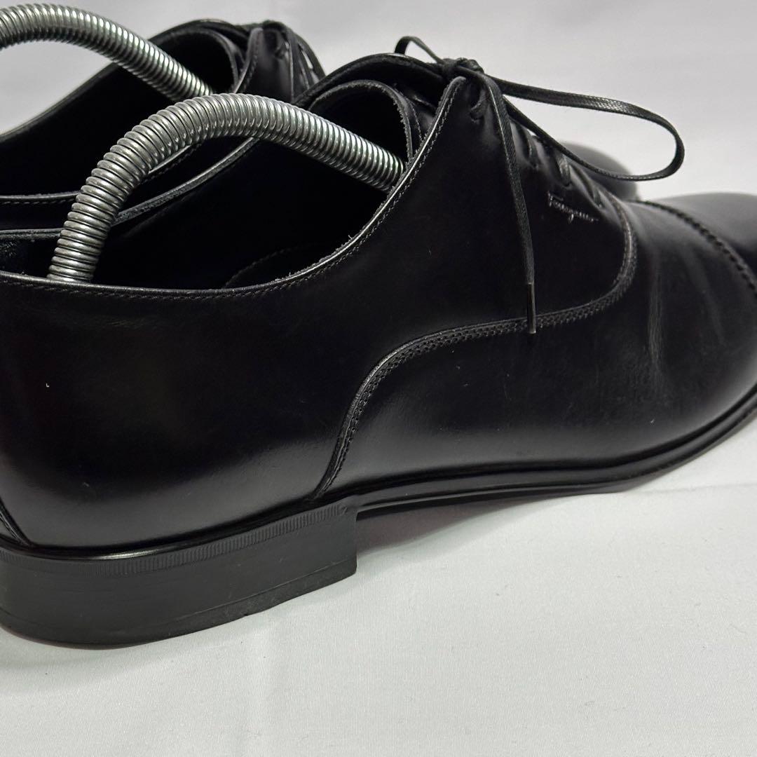 フェラガモ☆メンズ☆革靴☆ストレートチップ☆ブラック☆25.5cm相当☆179
