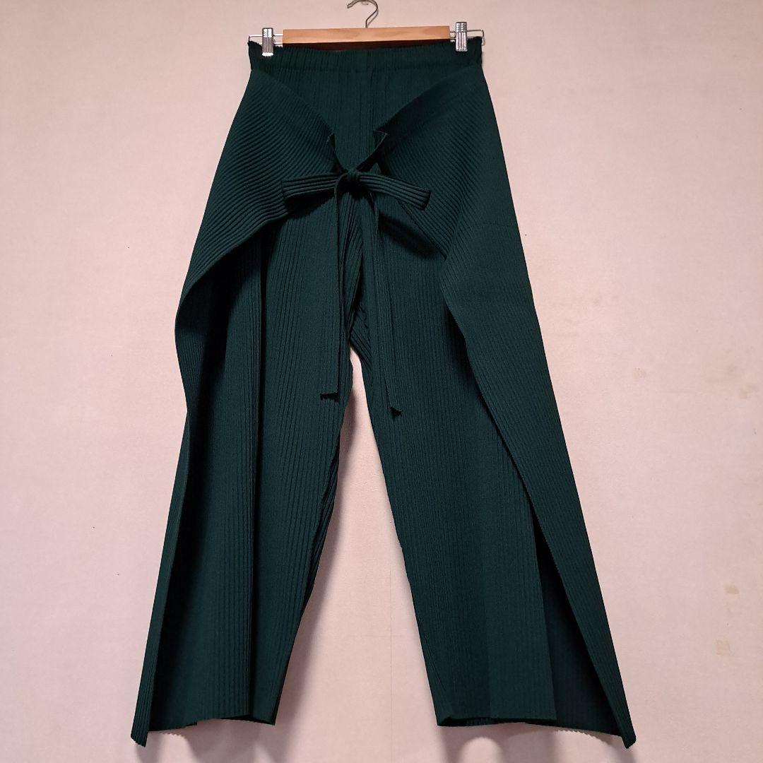 美品★ISSEY MIYAKE　me★ デザインワイドパンツ グリーン