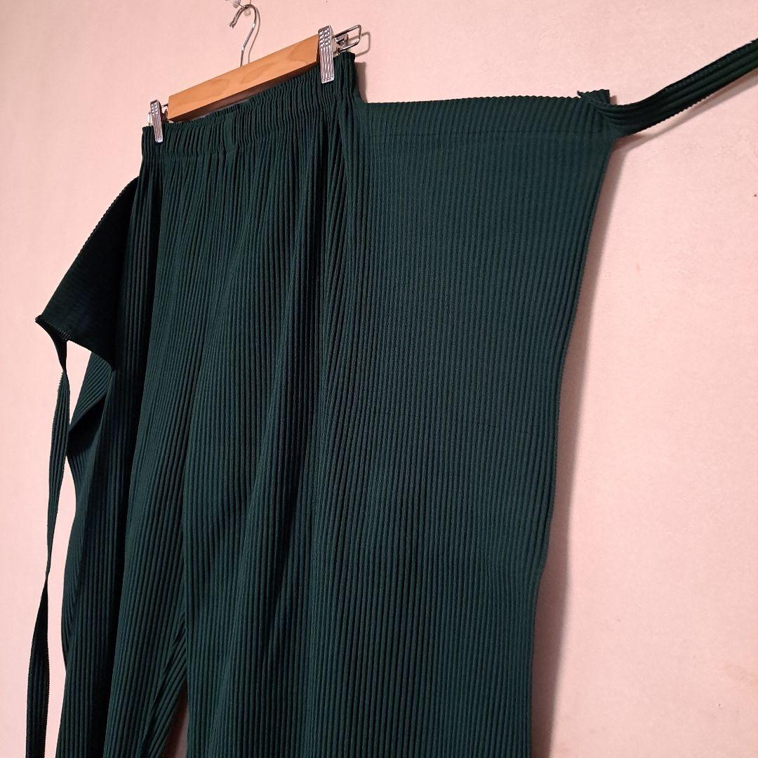 美品★ISSEY MIYAKE　me★ デザインワイドパンツ グリーン