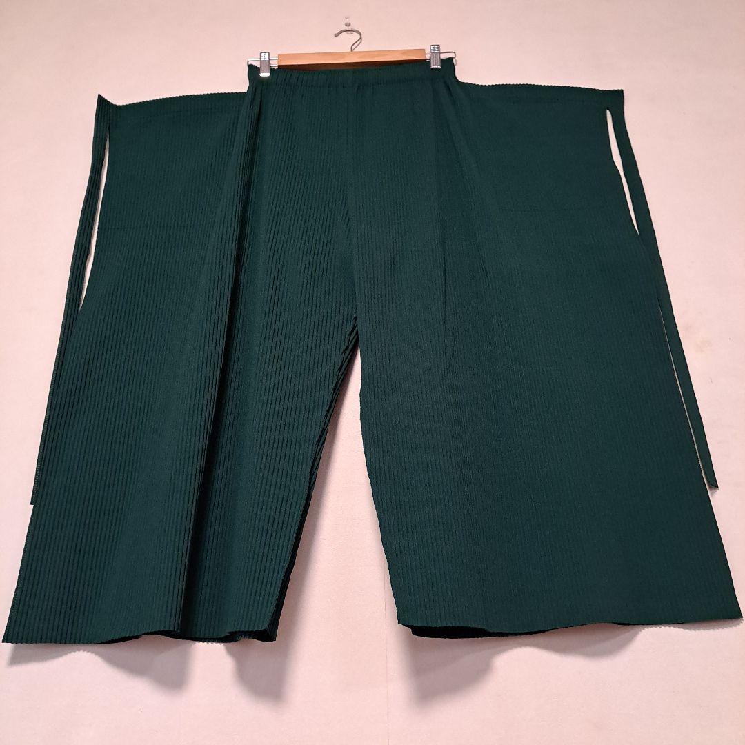 美品★ISSEY MIYAKE　me★ デザインワイドパンツ グリーン