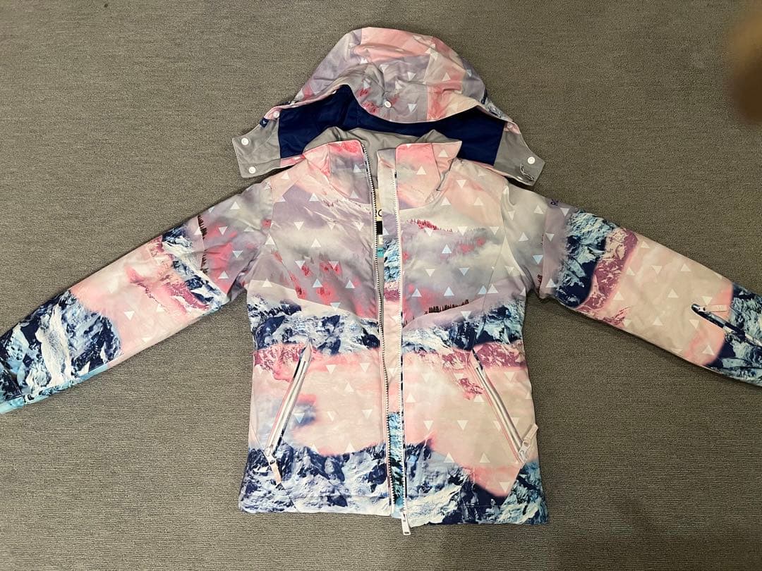 スキーウェア　キッズ140 上・下