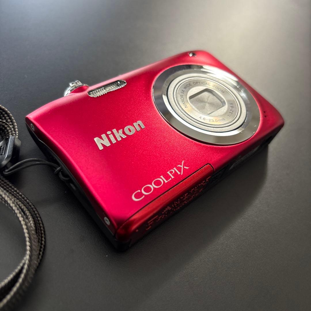 Nikon COOLPIX A100 本体＋ケース・SDカード